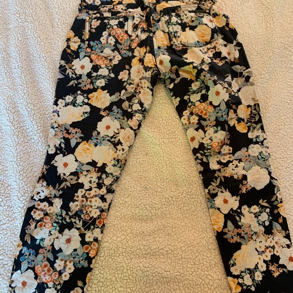 7 For All Mankind Midnight Floral Skinny Jeans - Picture 6 of 8